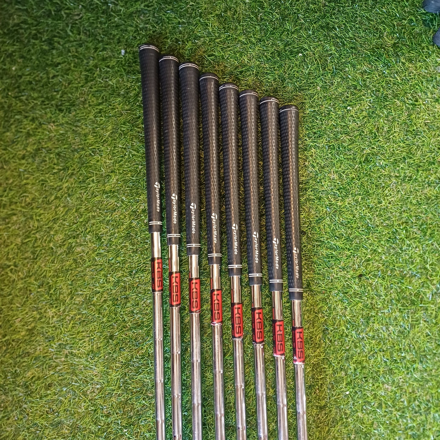 Taylormade R11 4i-SW with KBS 90g Stiff Shafts.