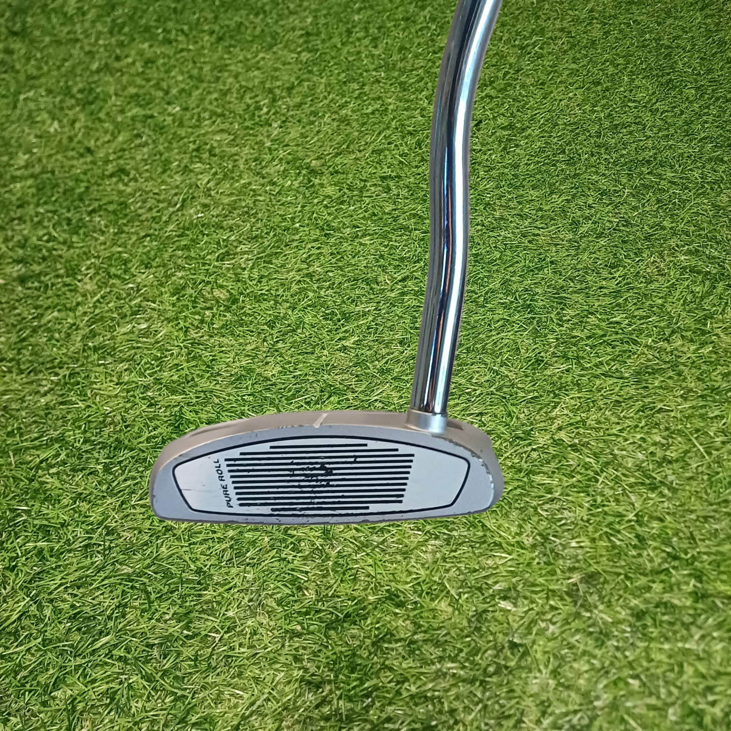 Taylormade Spider Mini 35" Putter.