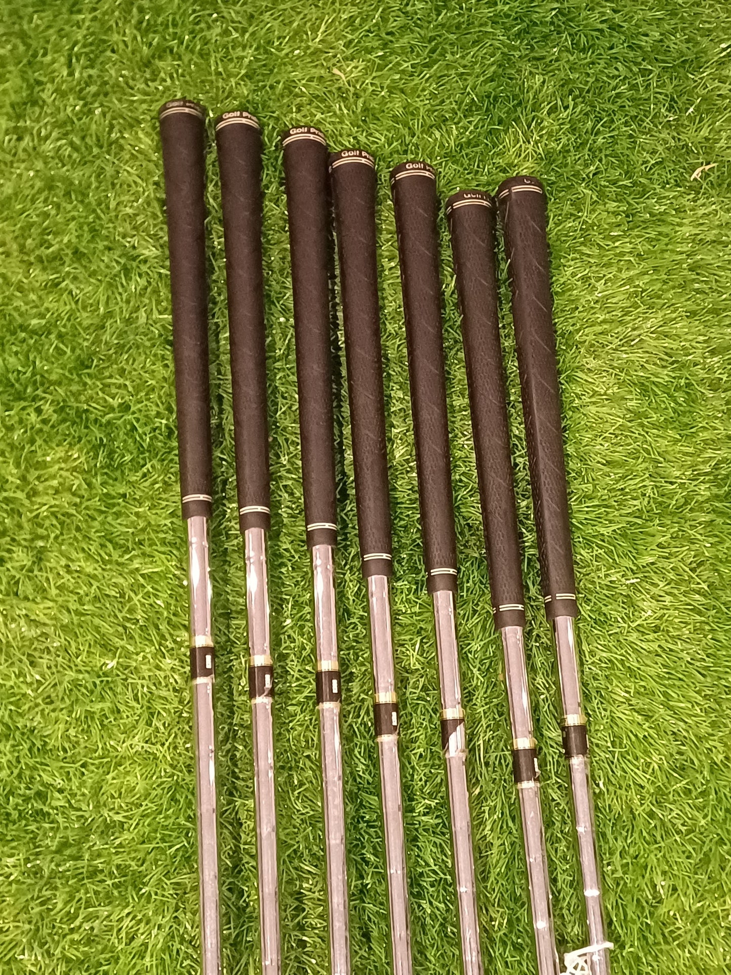 Mizuno JPX 800 Irons (4-PW) | Left-Handed | Regular Flex