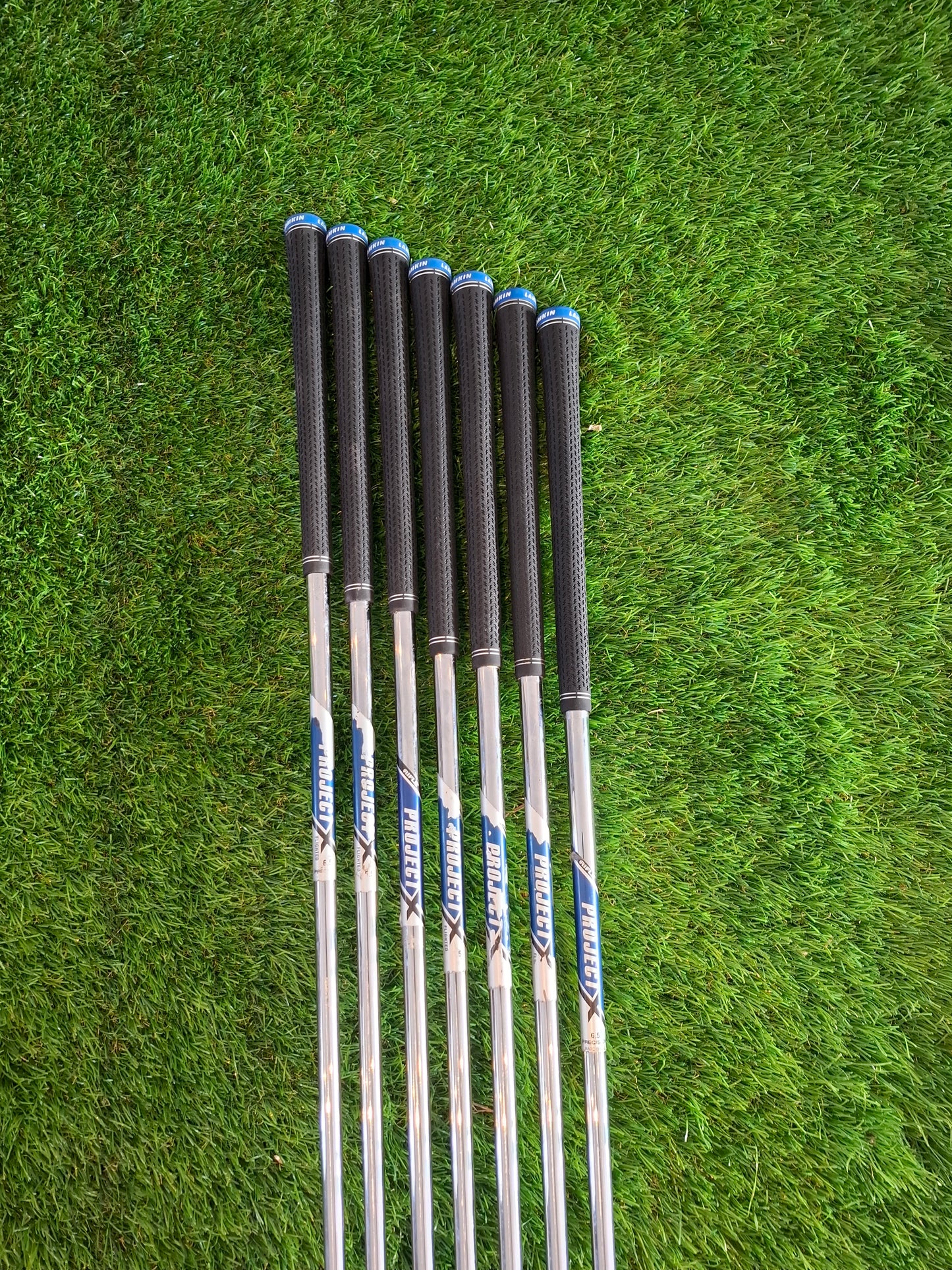 Taylormade P790 4i-PW with Project-X Extra Stiff Shafts