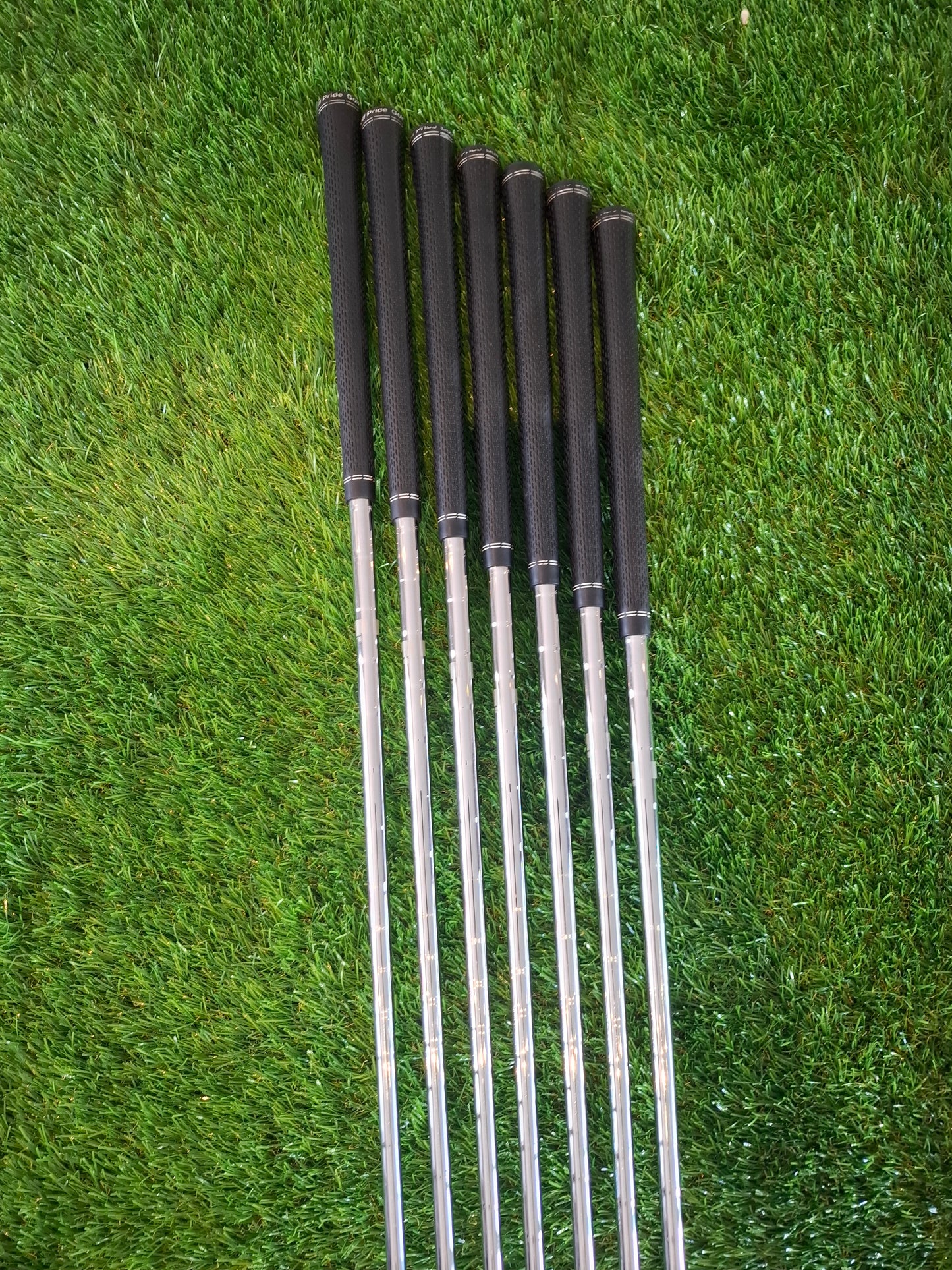 Srixon Z765 4i-PW with Nippon 980 GH Stiff Shafts