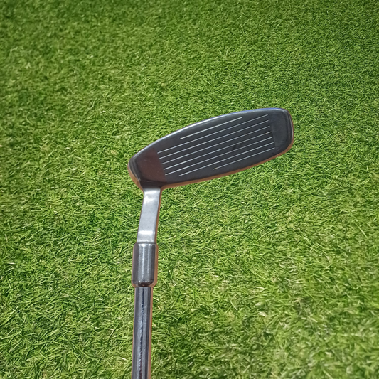 Adams IDEA A3OS 37° Chipper with Winn Grip