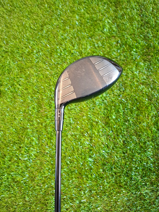 Titleist TSR2 9° Driver with Tensei CK Series 60g Stiff Shaft.