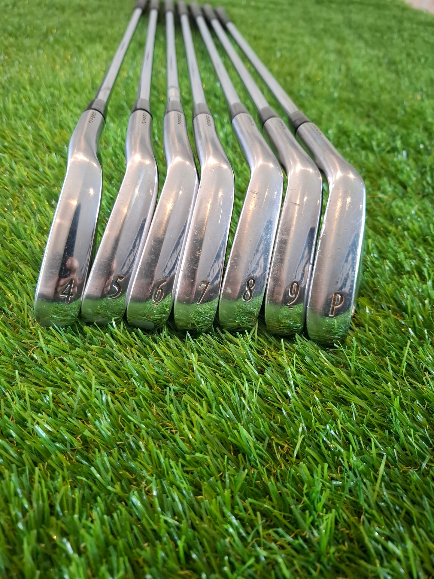 Srixon Z765 4i-PW with Nippon 980 GH Stiff Shafts
