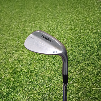 Cleveland RTX3 V-MG 56° (11°) Wedge with Dynamic Gold Wedge Flex