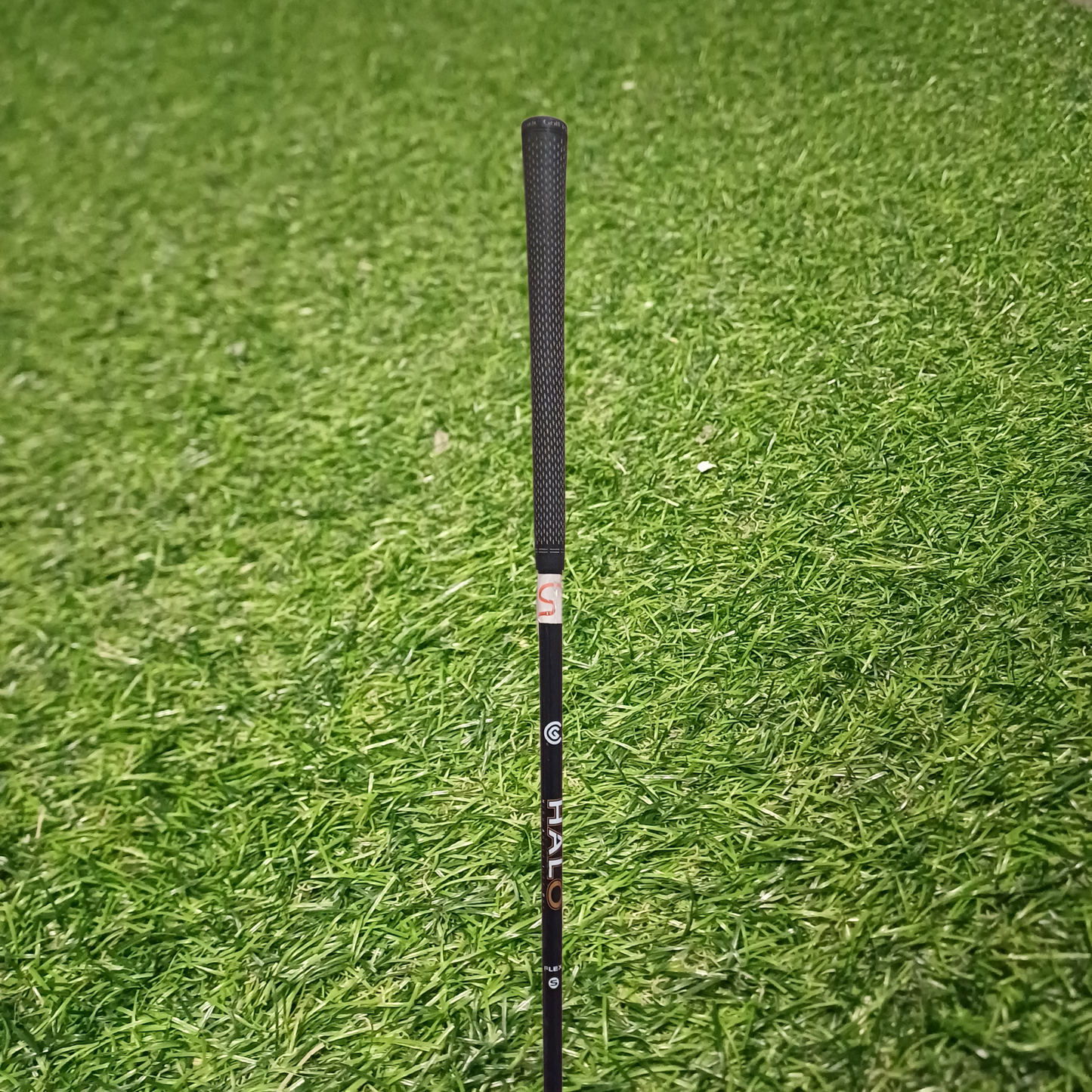 Cleveland Halo 25° 4 hybrid with Halo Stiff Shaft