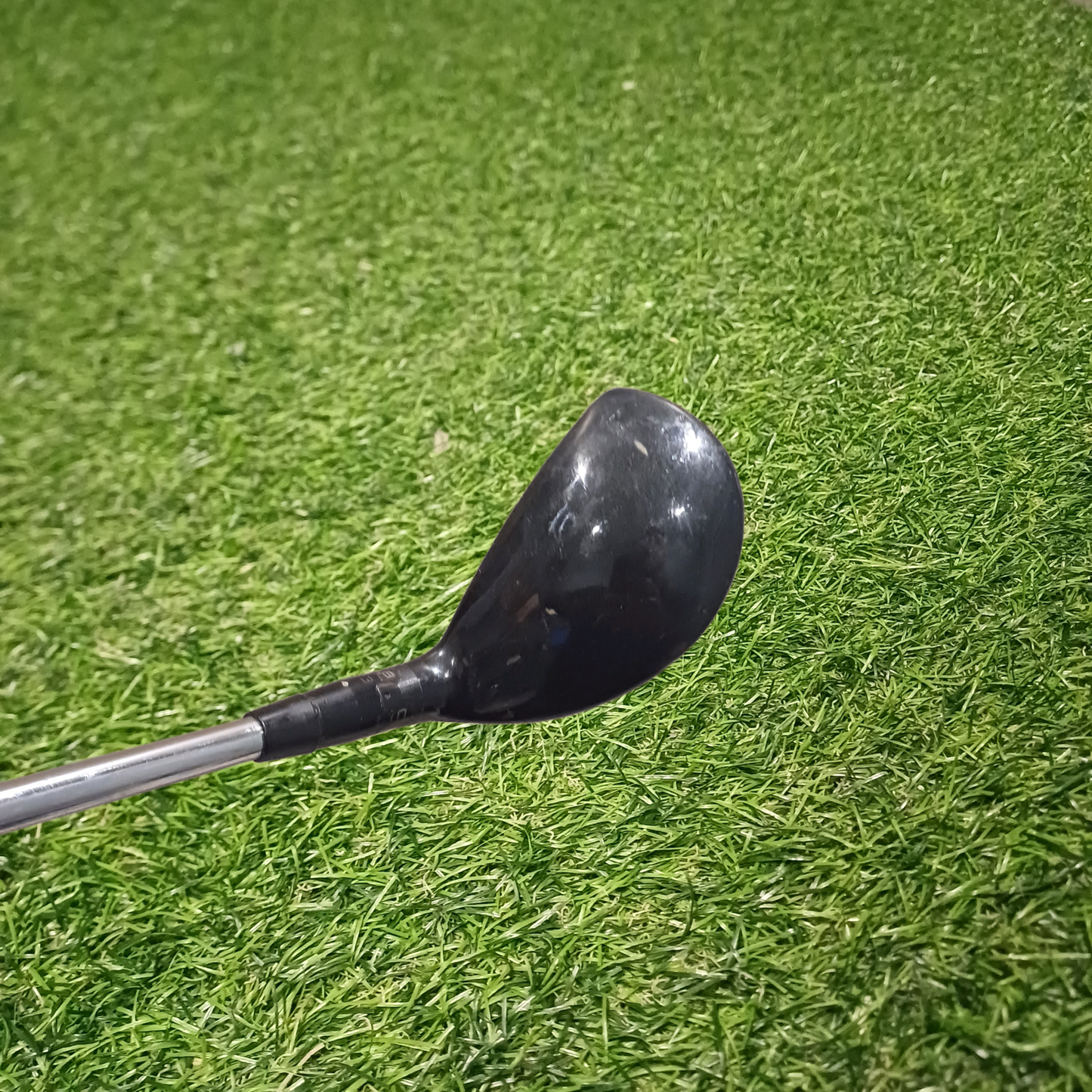 Titleist 913H 24° Adjustable hybrid with Regular Steel Shaft