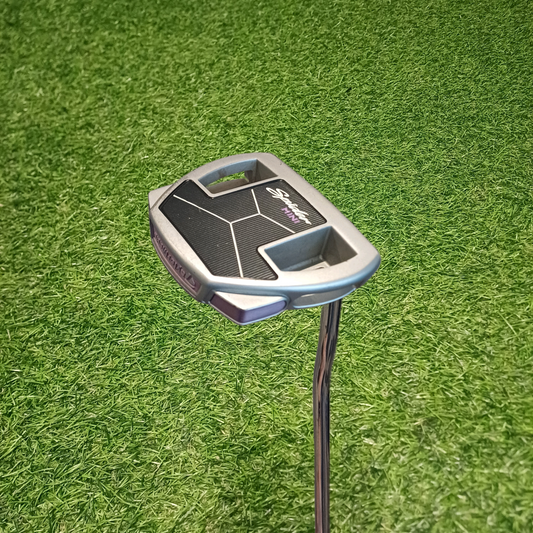 Taylormade Spider Mini 35" Putter.
