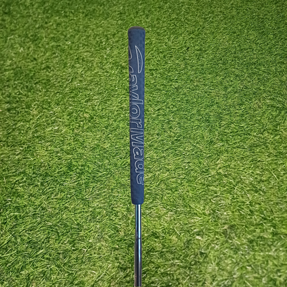 Taylormade Spider Mini 35" Putter.