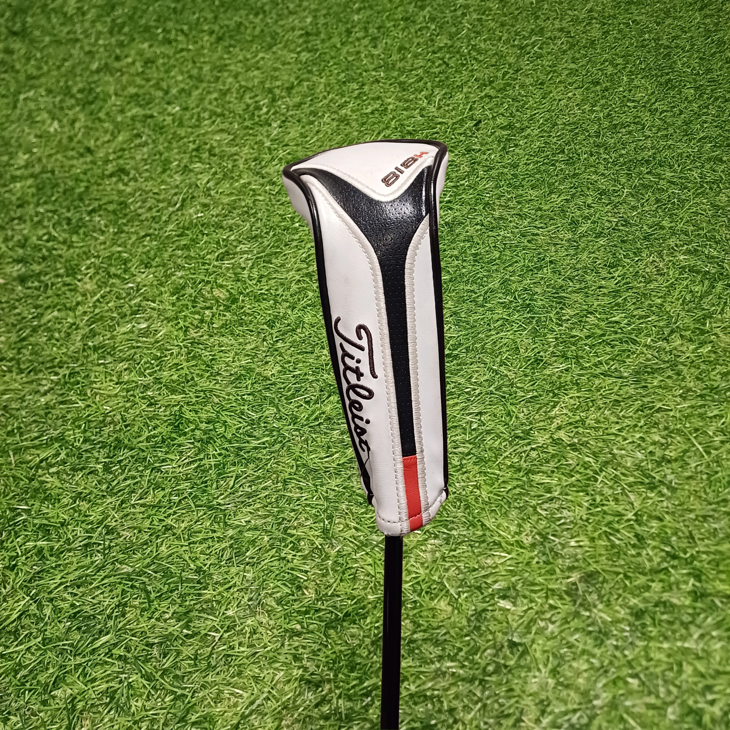 Titleist H1 818 23° with Tensei CK 70HY Stiff Shaft