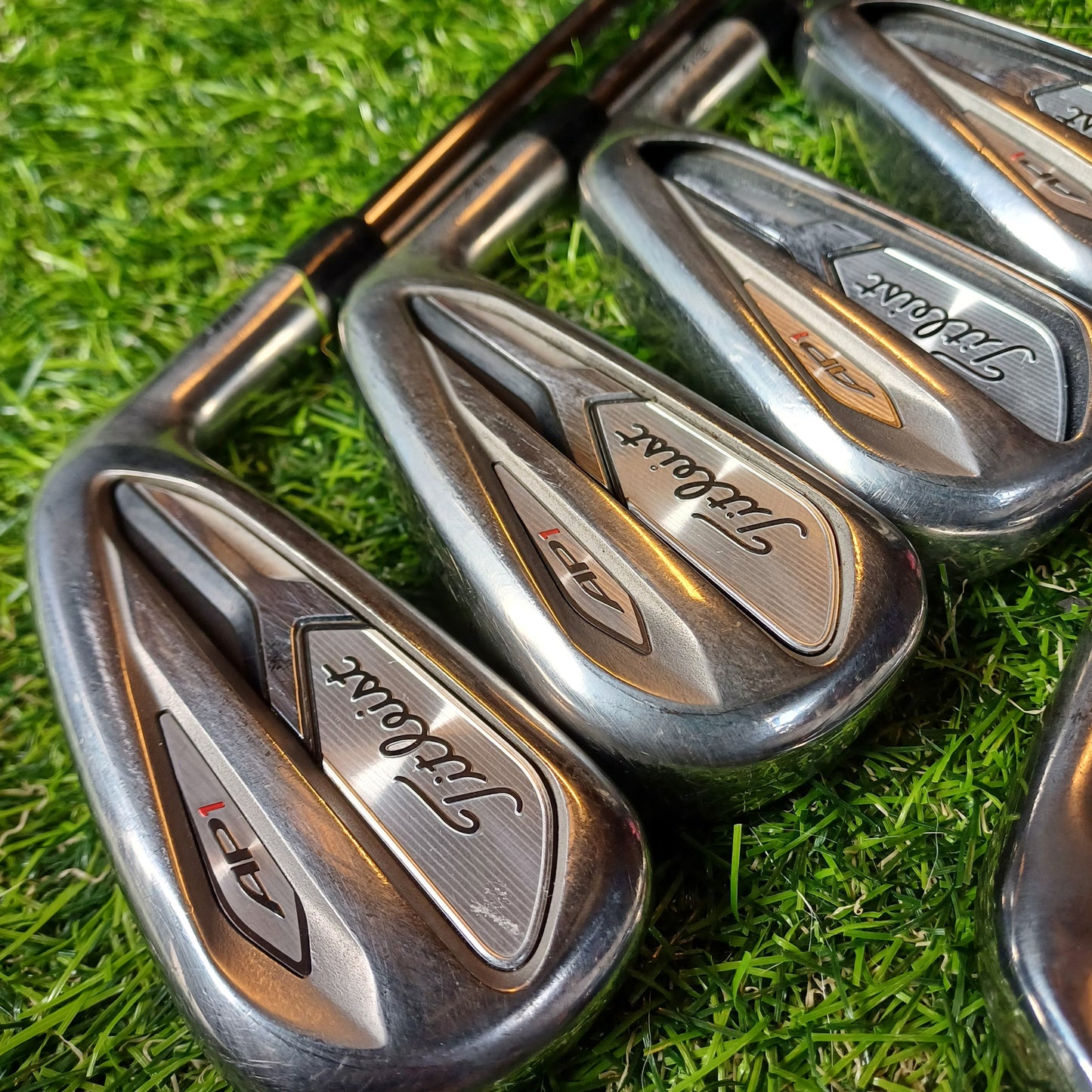 Titleist AP1 718 4i- PW with AMT Red S300 Stiff Shafts