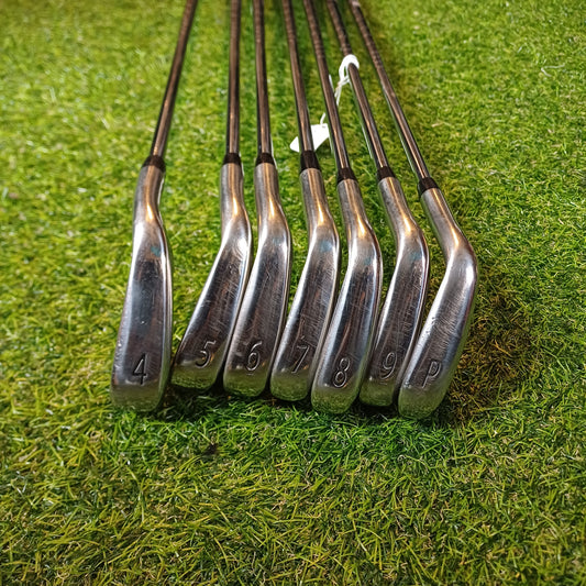 Titleist AP1 718 4i- PW with AMT Red S300 Stiff Shafts