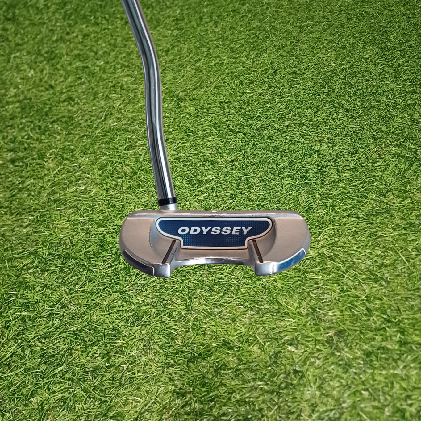 Odyssey White Hot RX V-Line Fang Putter with New SuperStroke 3.0 Grip.