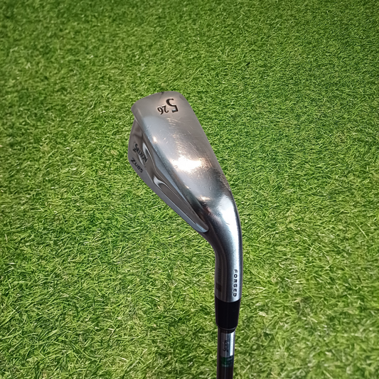 Srixon ZU85 26° 5 Driving Iron with Mamiyama Recoil 95g F4 Stiff Shaft.