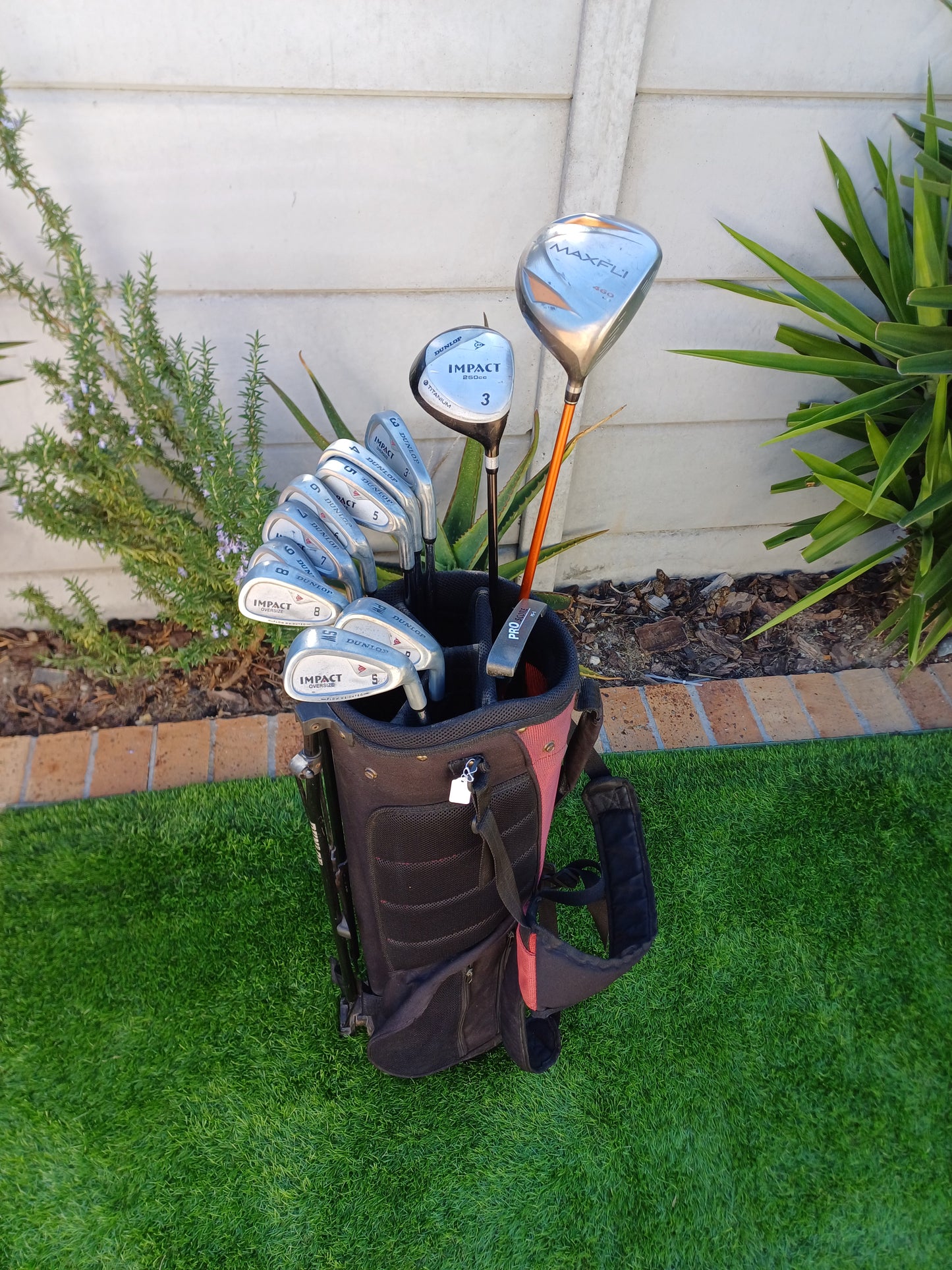 Dunlop Impact Golf Set 4-SW | Maxfli 460 Driver | 8/10 Condition