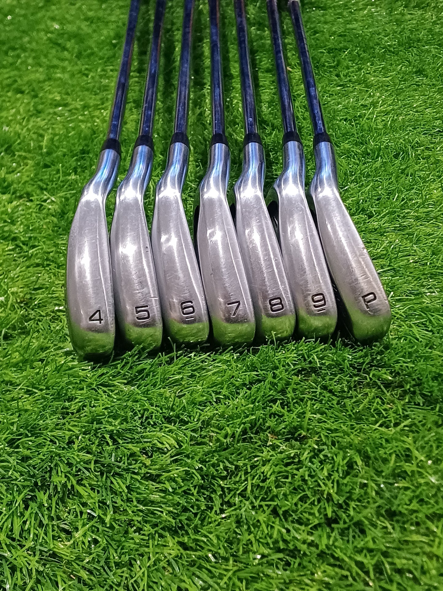 Mizuno JPX 800 Irons (4-PW) | Left-Handed | Regular Flex