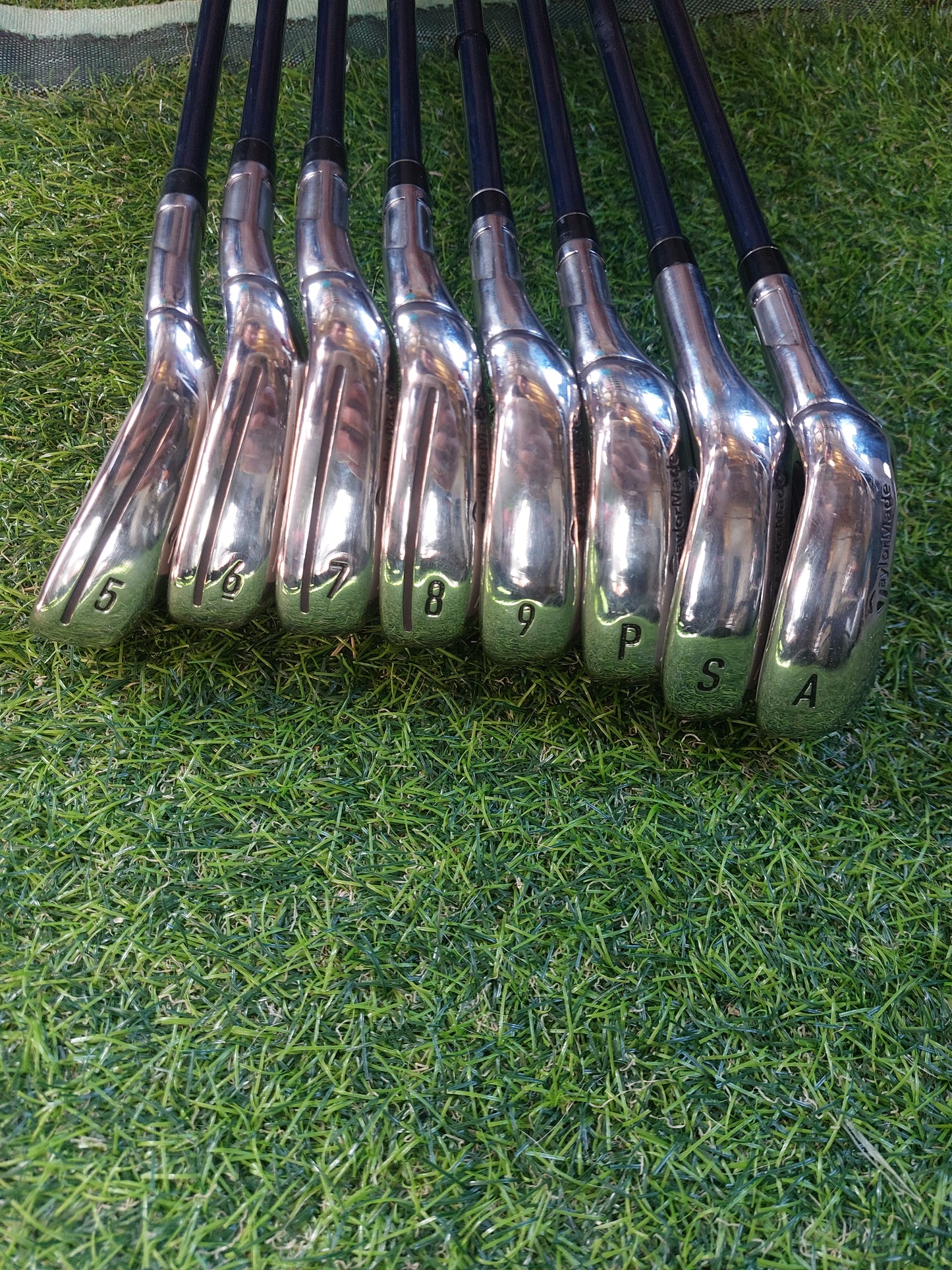 TaylorMade Qi10 Max Driver, SLDR Hybrids & SIM2 Max OS Irons Complete Golf Set | Pre-Owned