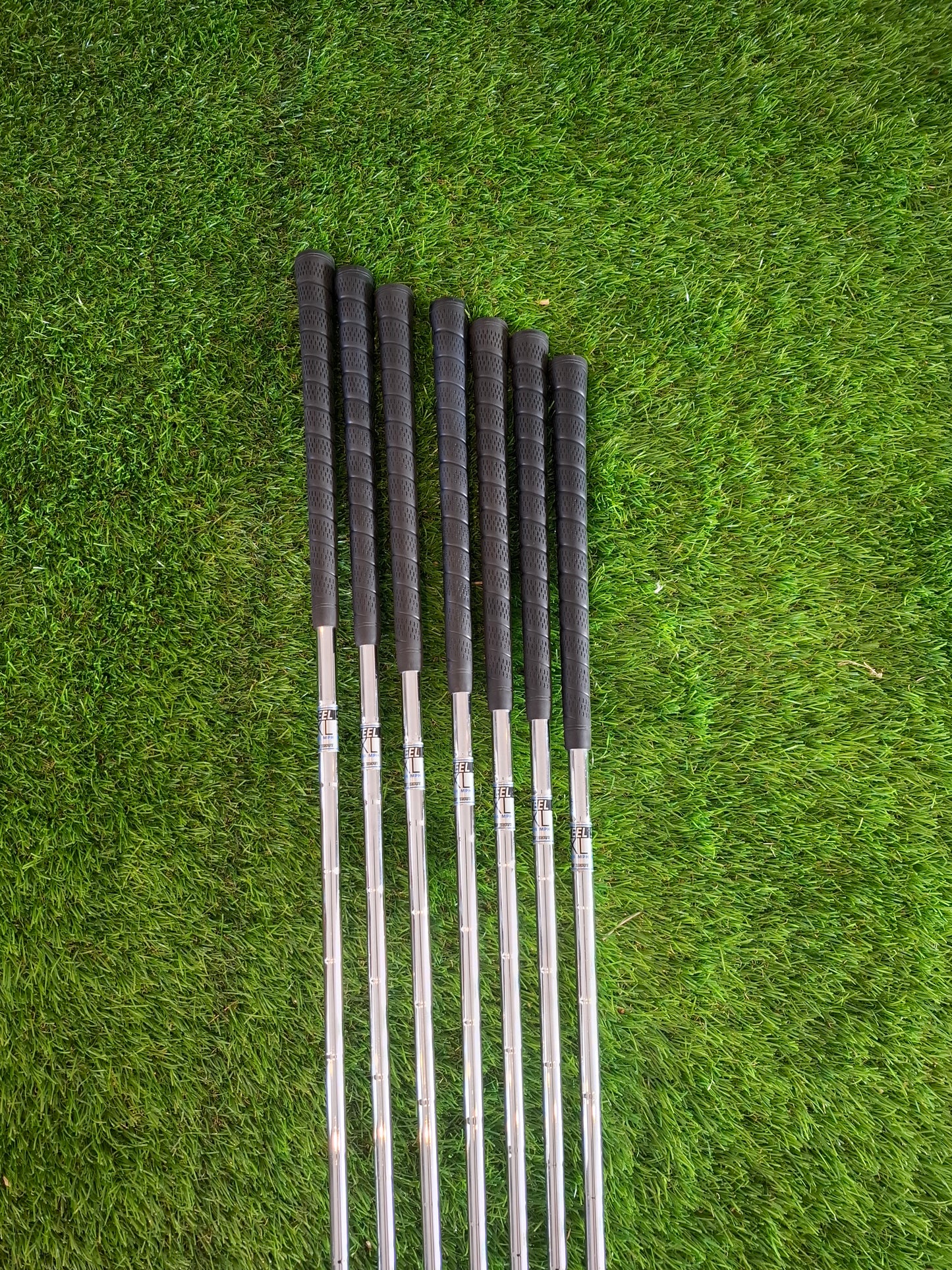 Nicklaus AirBear 4i-PW with Regular Shafts
