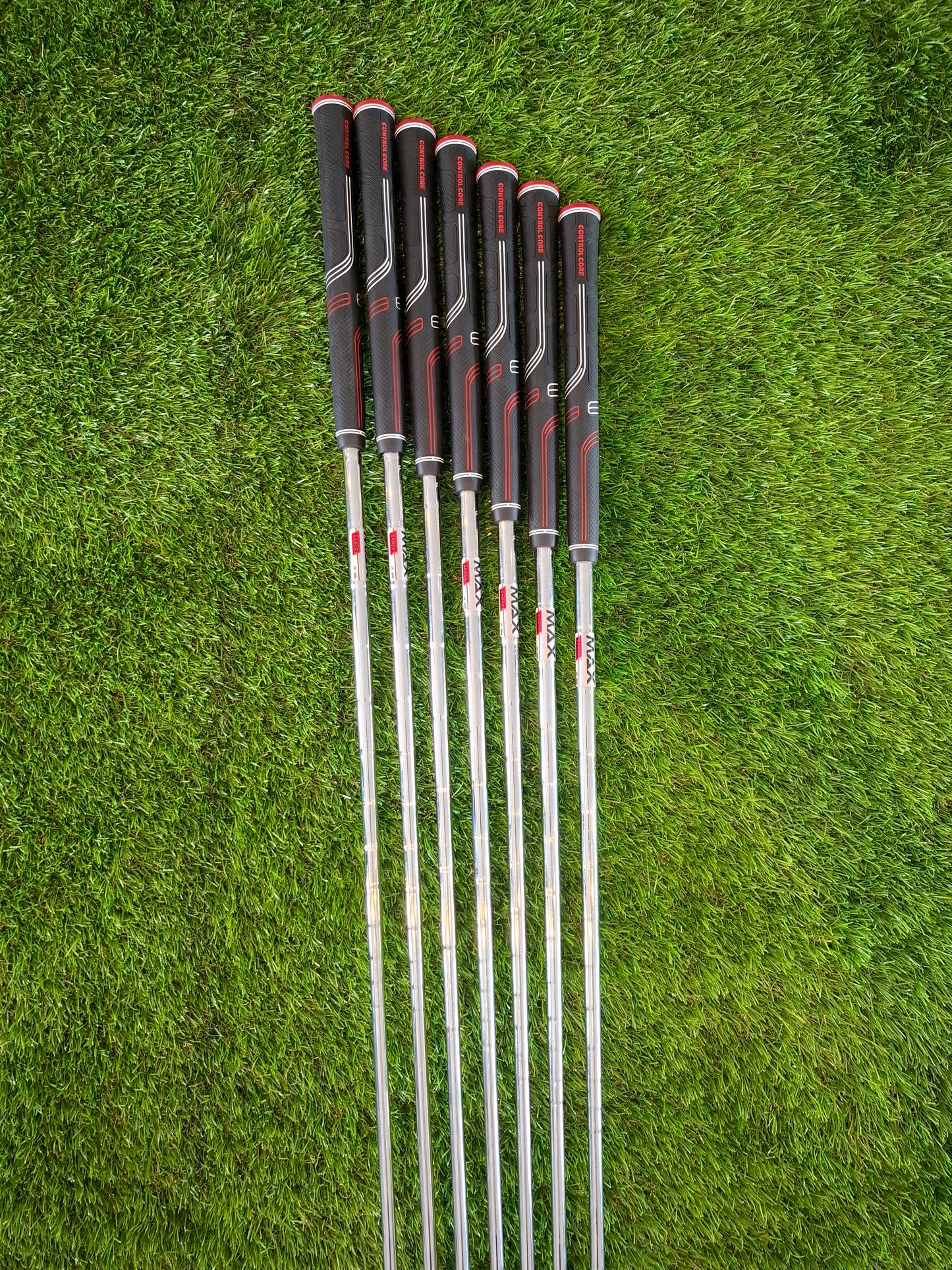 Taylormade M4 (2021) 4i-PW with KBS 85g Regular Shafts with NEW Mid Size Grips