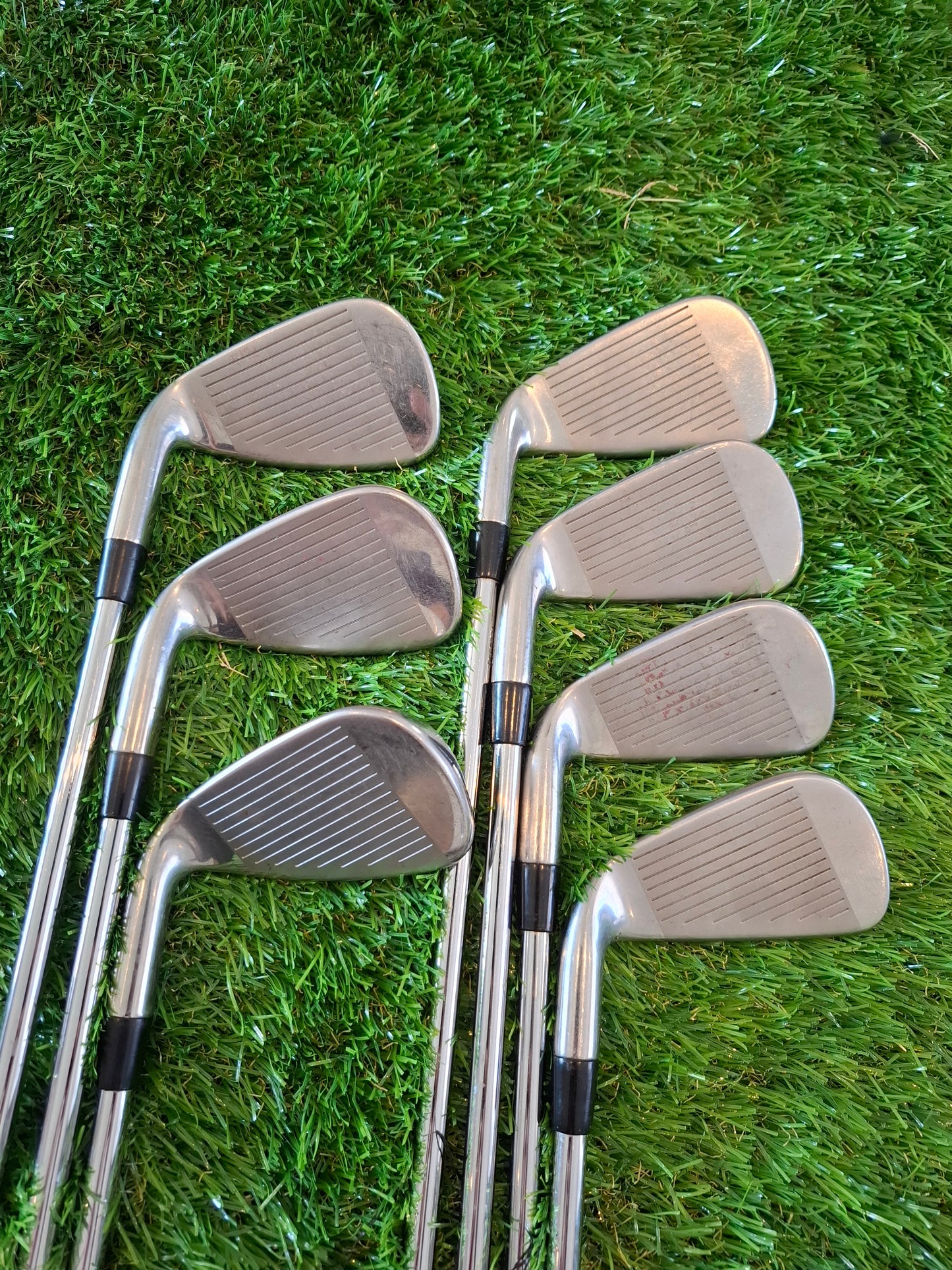 Titleist AP1 708 4i-PW with Dynamic Gold R300 Shafts