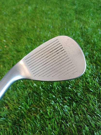 Wilson Staff Model 52° (08°) with 120g Dynamic Gold S300 Shaft