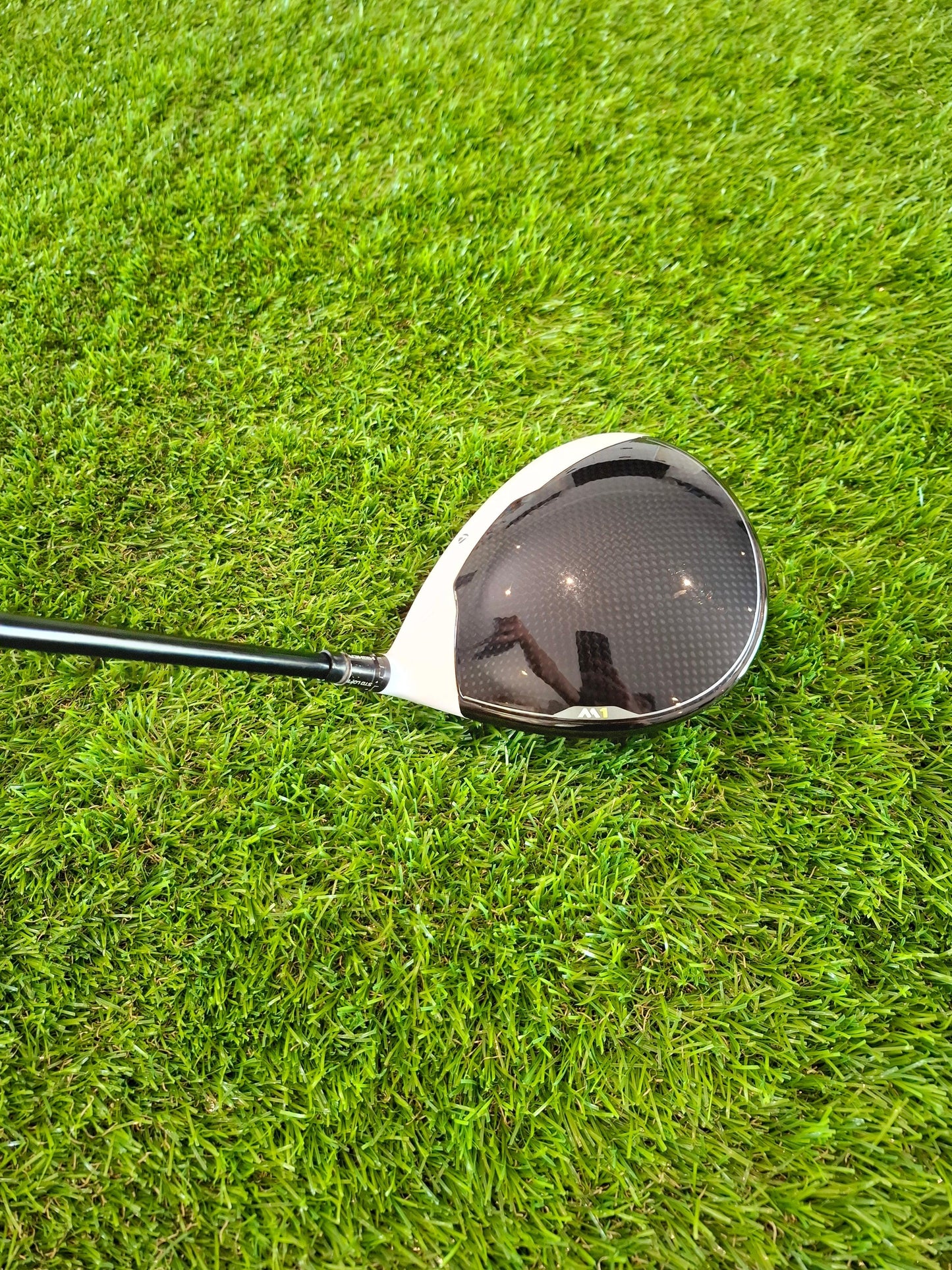 Taylormade M1 460 10.5° Driver with Kuro Kage 60g Stiff Shaft