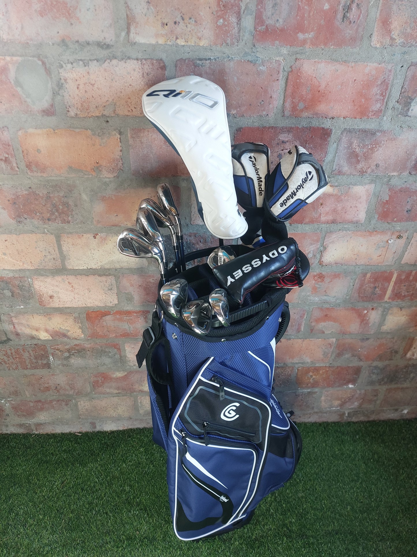 TaylorMade Qi10 Max Driver, SLDR Hybrids & SIM2 Max OS Irons Complete Golf Set | Pre-Owned