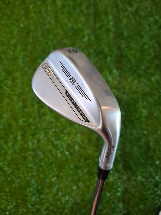 Titleist SM10 48° Vokey Design Wedge.