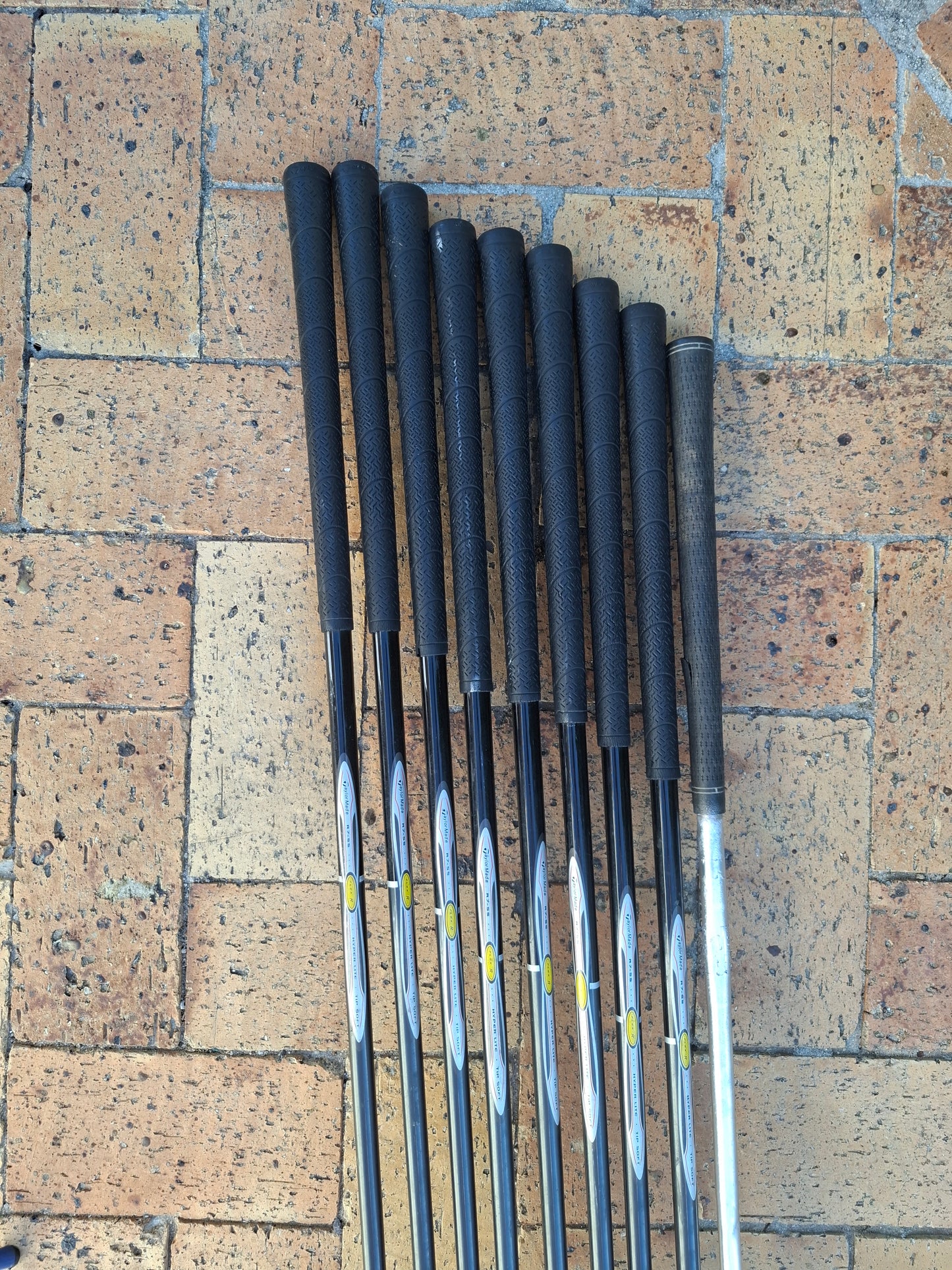 Complete Golf Set with Replica R7 Irons.