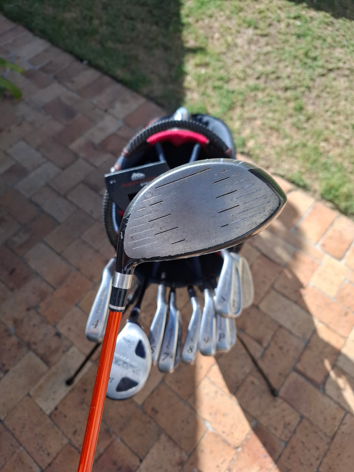 Complete Powerbilt Golf Set in Premium Cleveland Standbag