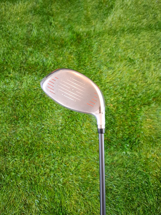 Cobra AMP 10.5° Lefty Driver Aldila Tour 75g 7S Stiff Shaft