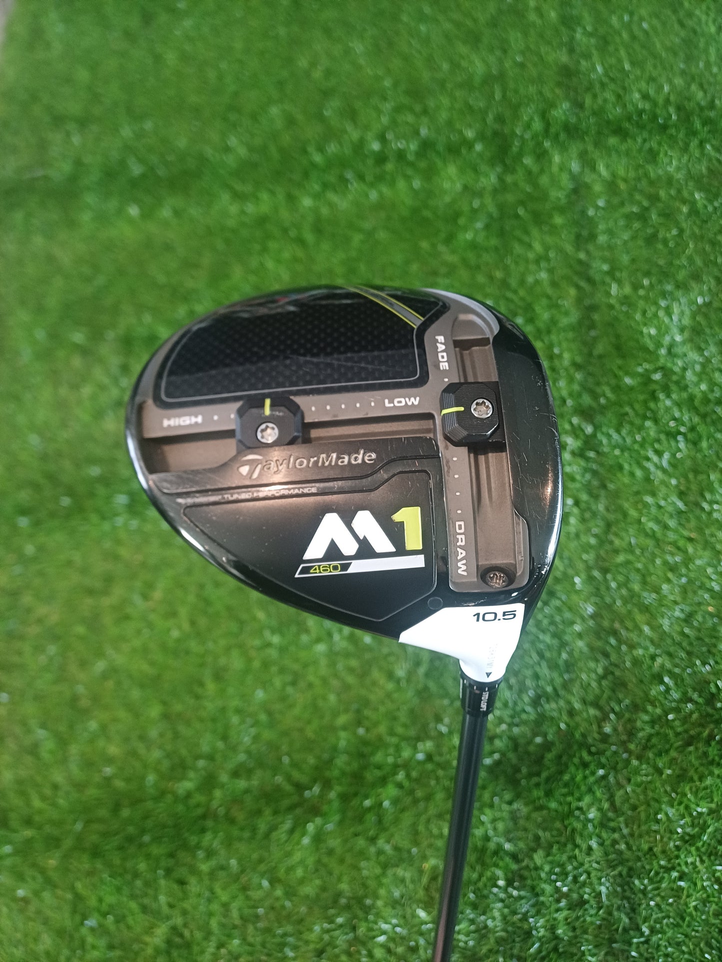 TaylorMade M1 460 10.5 Degree Driver Fujikura Pro 65g Regular Flex with Headcover