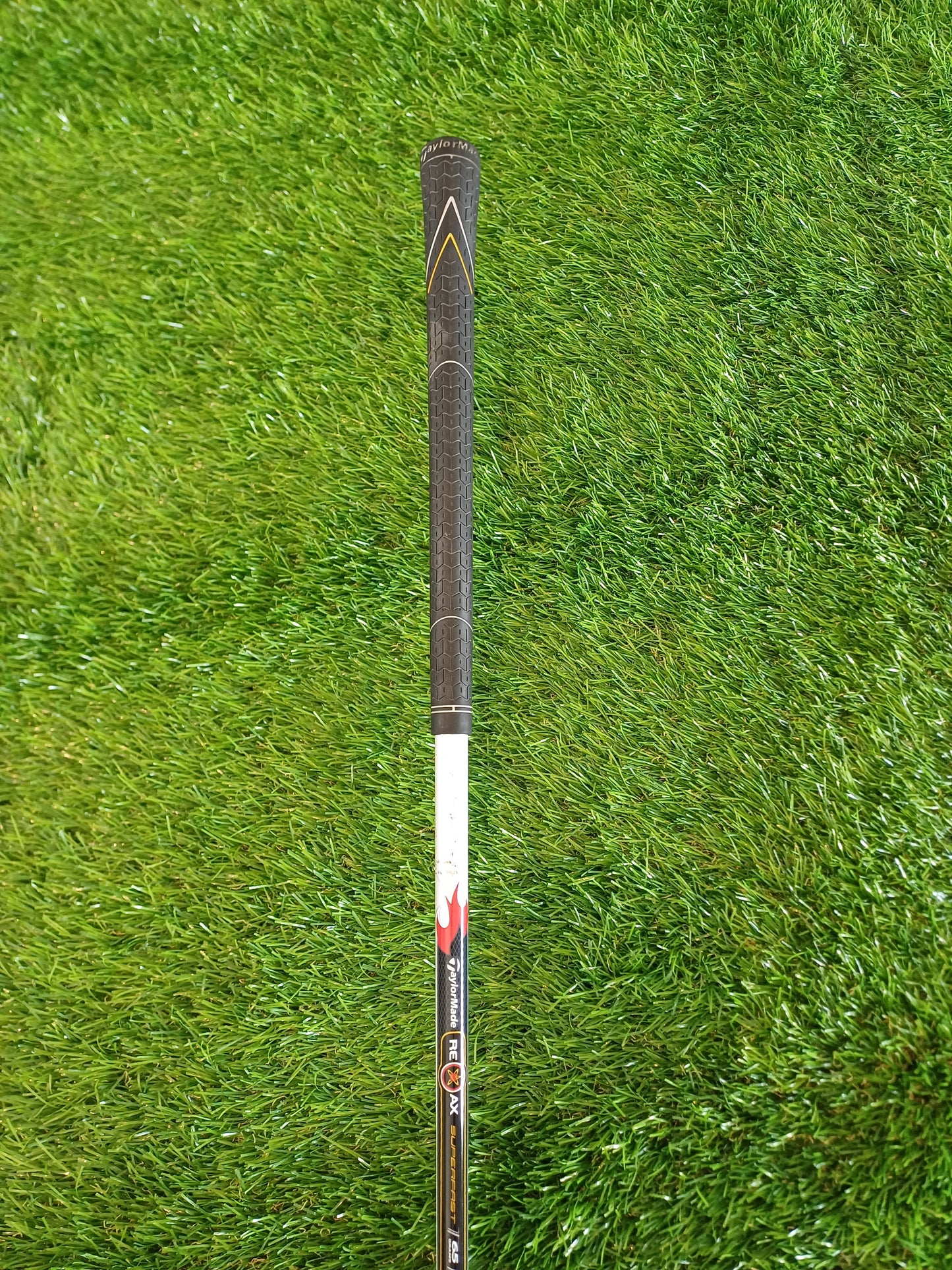 TaylorMade Burner Rescue 22 Degree 4 Hybrid TaylorMade REAX 65g Regular Flex with Headcover