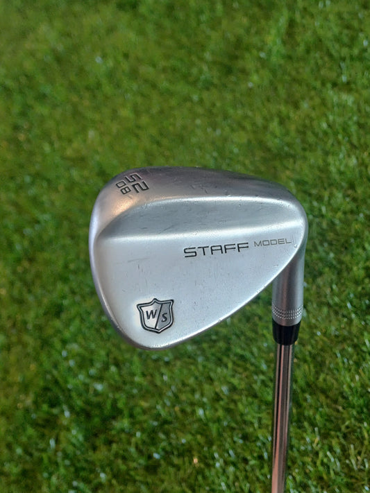 Wilson Staff Model 52° (08°) with 120g Dynamic Gold S300 Shaft