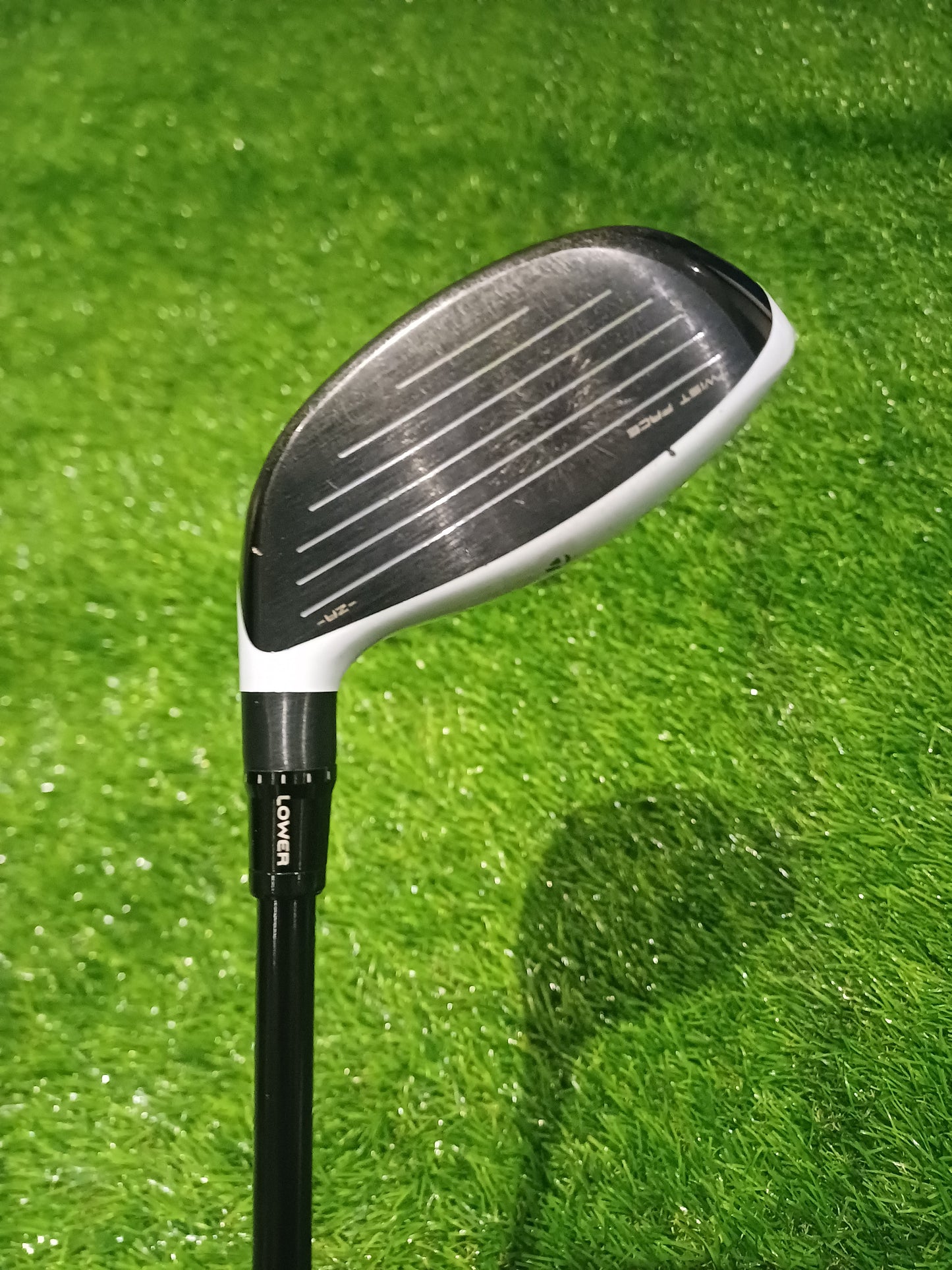 TaylorMade SIM 15 Degree 3 Wood Mitsubishi Diamana FW 75 Limited Stiff Flex with Headcover