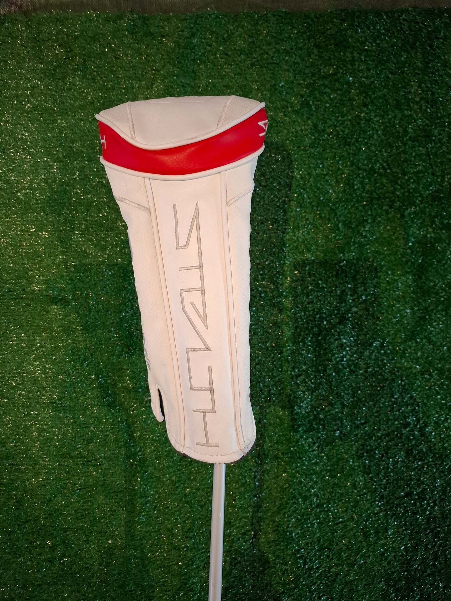 Taylormade Stealth 12° Driver with Ascent 45g Ladies Shaft.