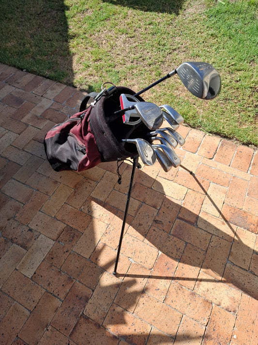 Golf Set with PGA Irons in Great Condition.