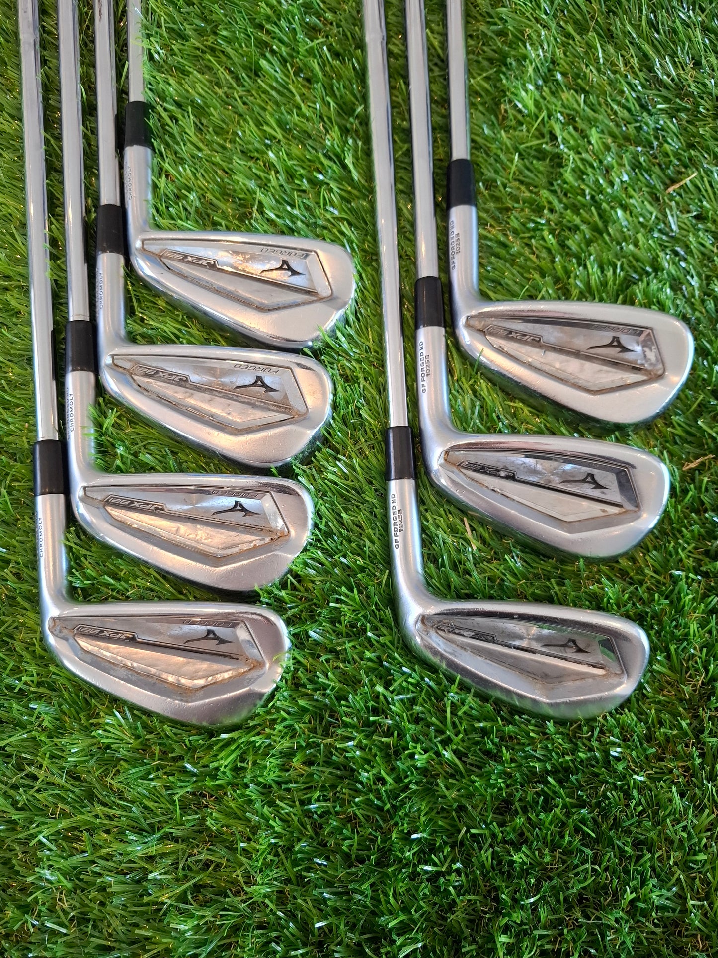 Mizuno JPX 921 Forged 4i-PW with Dynamic Gold S300 Shafts