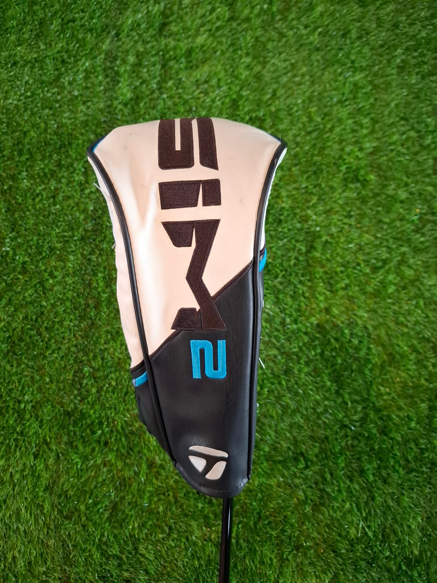 Taylormade Sim 2 10.5° Driver with Fujikura Pro Vista 60g Stiff Shaft