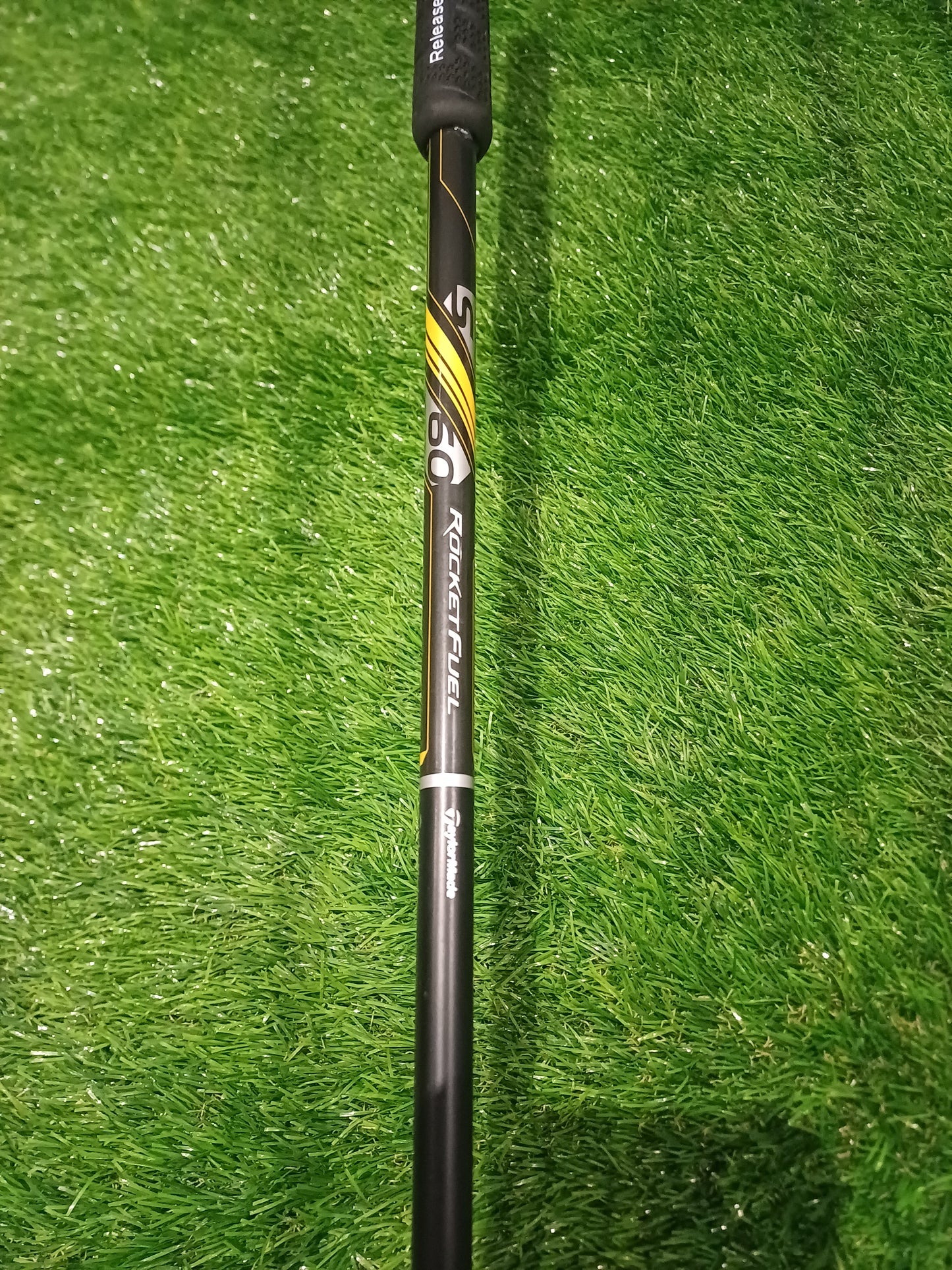 TaylorMade r7 Draw Driver TaylorMade RocketFuel 60g Stiff Flex
