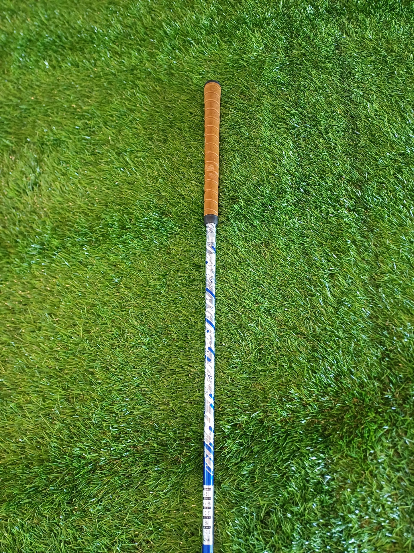 Homna TW747 10.5 degree driver with Sakata Vizard FP-6SR senior shaft no cover