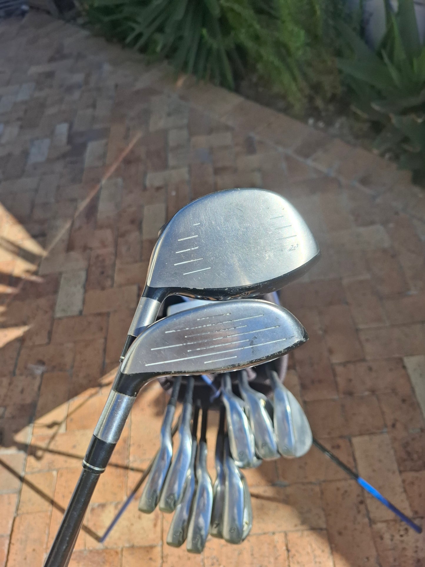 Complete Golf Set with Replica R7 Irons.