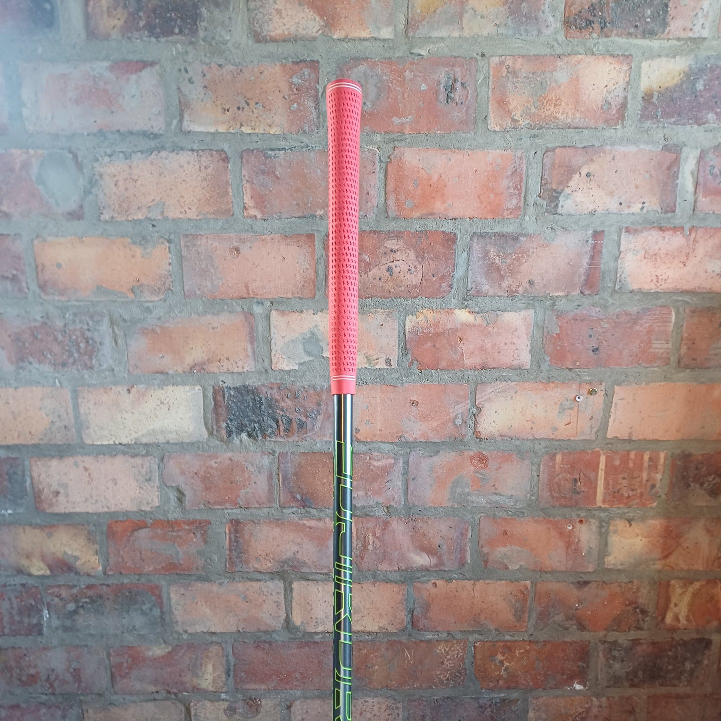 TaylorMade M1 10.5° Fujikura XCLR8 56g Regular Shaft New Grip & Cover | Pre-Owned