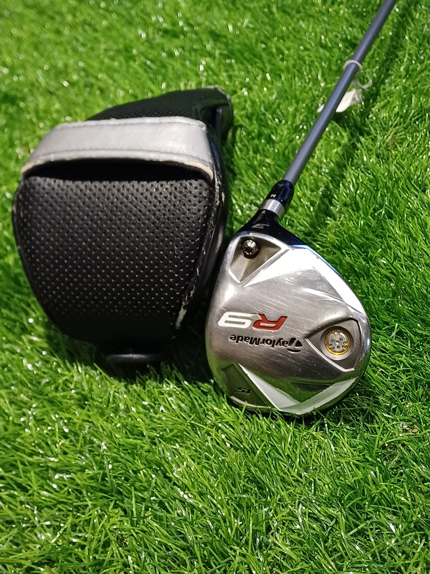 TaylorMade R9 Fairway Wood #3 – 15° (ZT Series Stiff Flex)