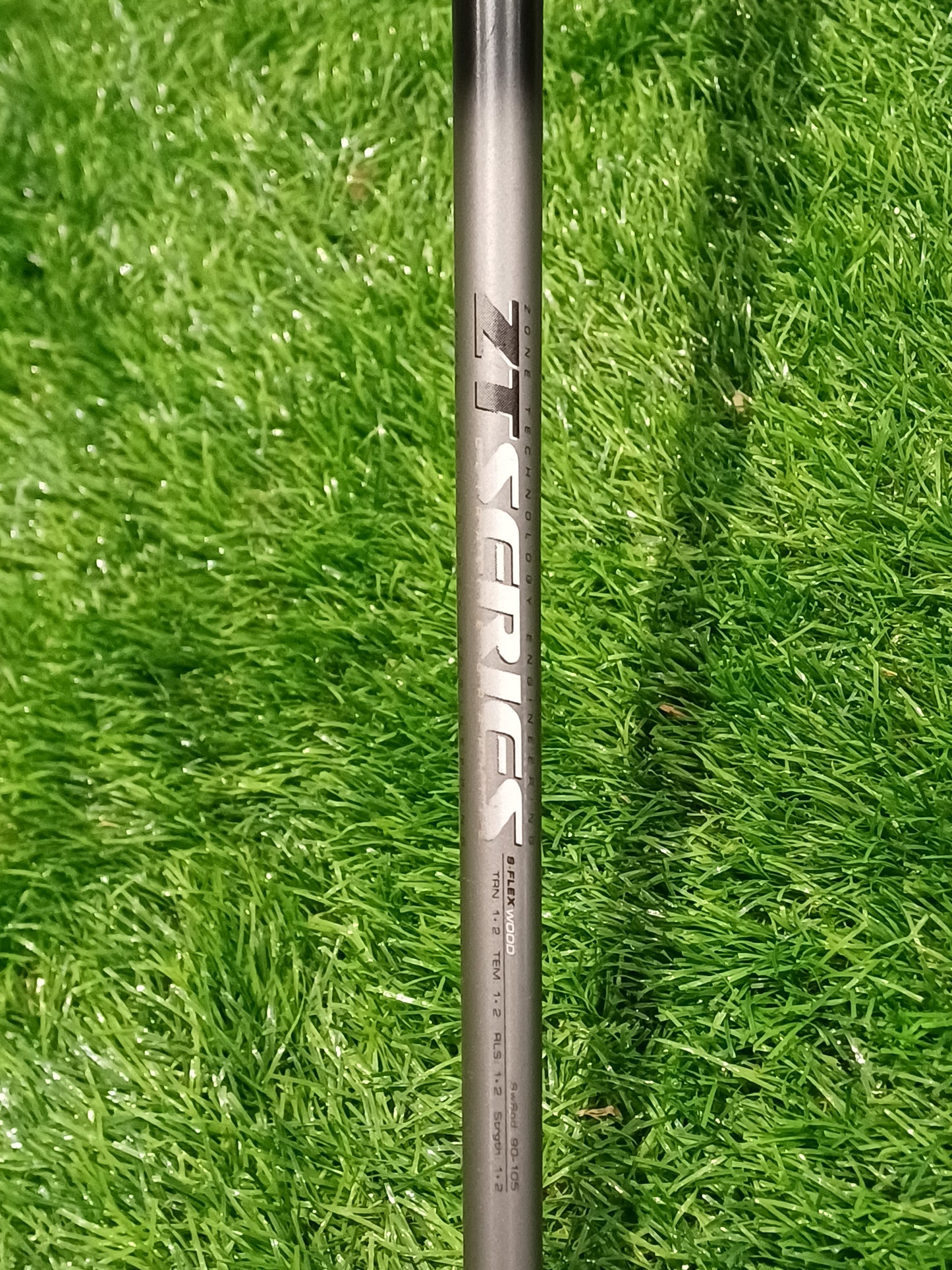 TaylorMade R9 Fairway Wood #3 – 15° (ZT Series Stiff Flex)