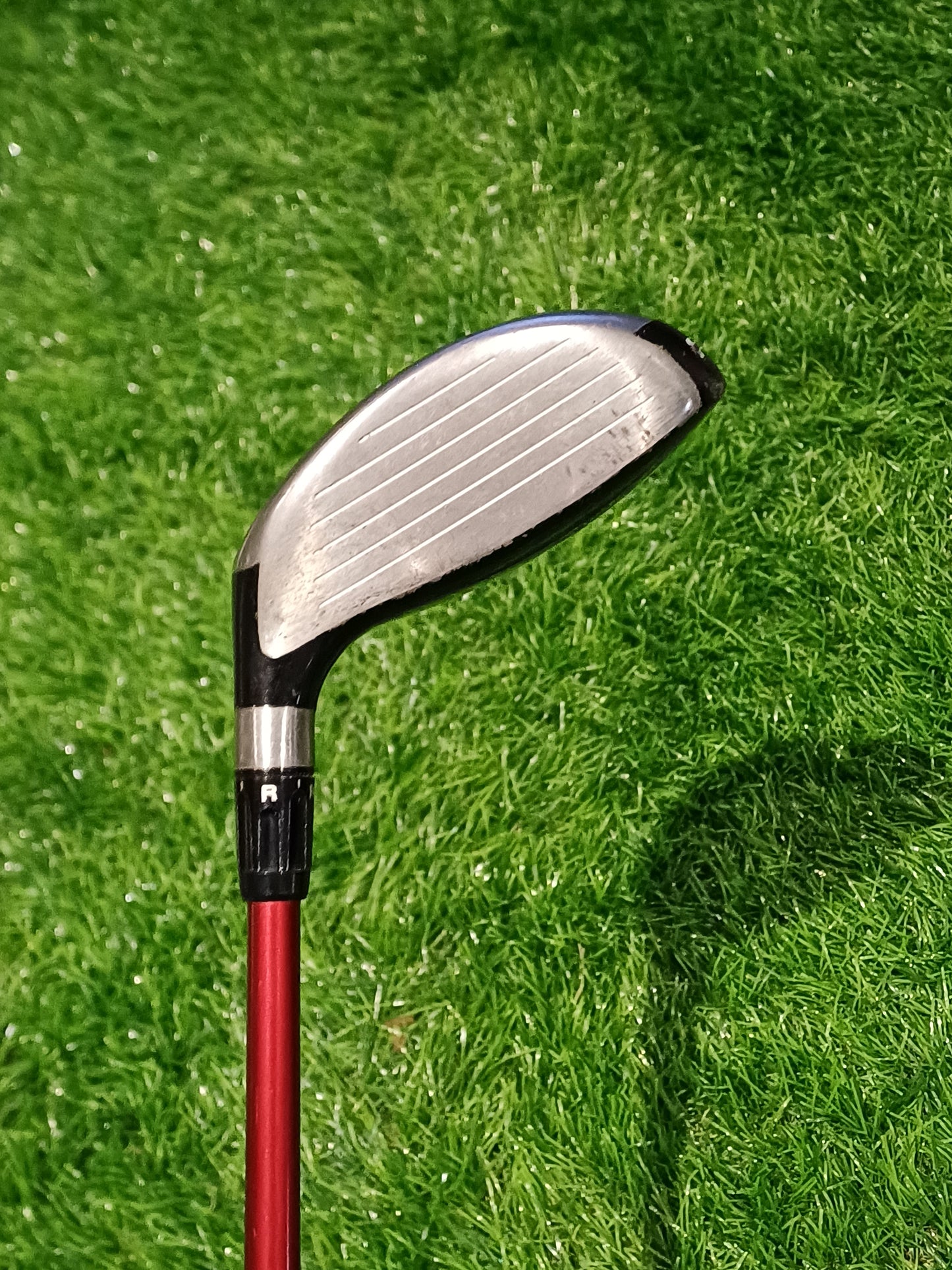 TaylorMade R9 Fairway Wood #5 – 19° (Fujikura Motore 70g Regular)