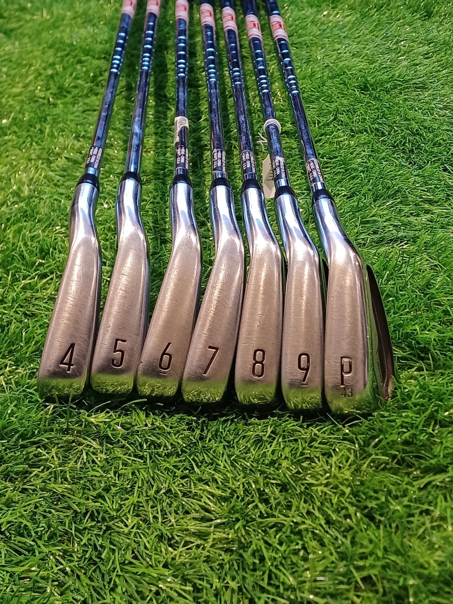 Titleist T300 Iron Set (2021 Model) | 4i-PW | AMT Red S300 Stiff | 9/10 Condition