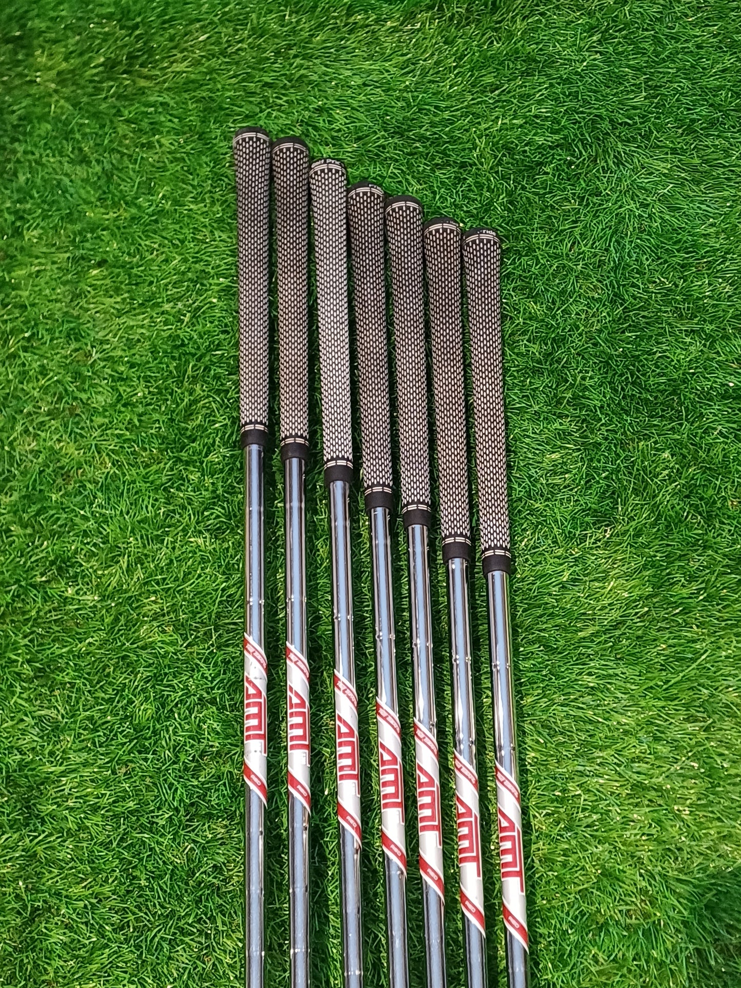 Titleist T300 Iron Set (2021 Model) | 4i-PW | AMT Red S300 Stiff | 9/10 Condition